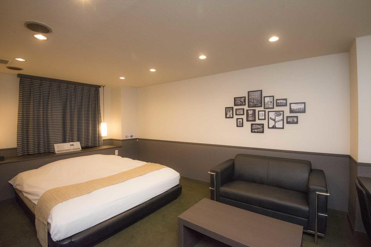 Hotel Double Funabashi Esterno foto