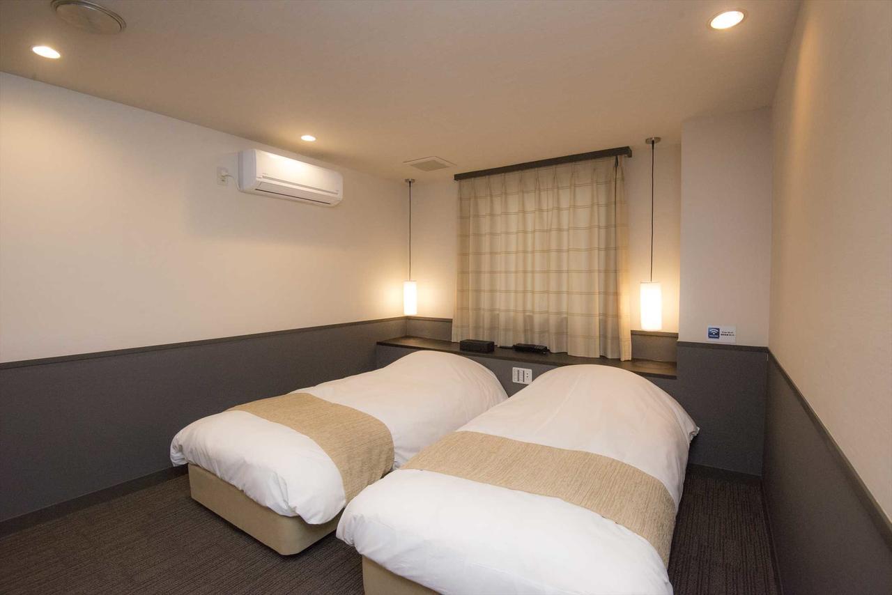 Hotel Double Funabashi Esterno foto