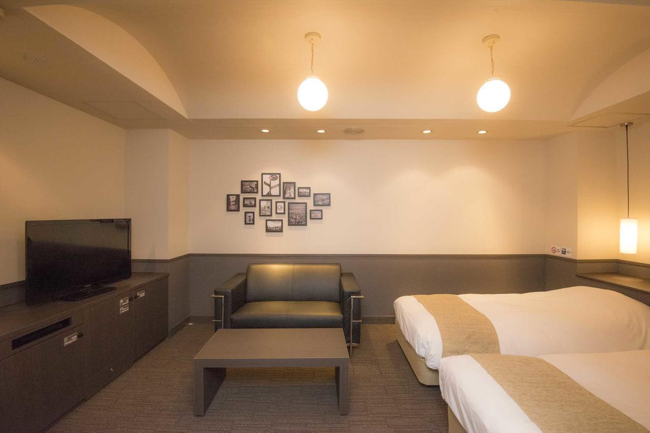 Hotel Double Funabashi Esterno foto
